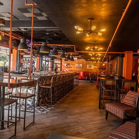 Uptown Hotel St Pete Sankt Petersburg Zewnętrze zdjęcie
