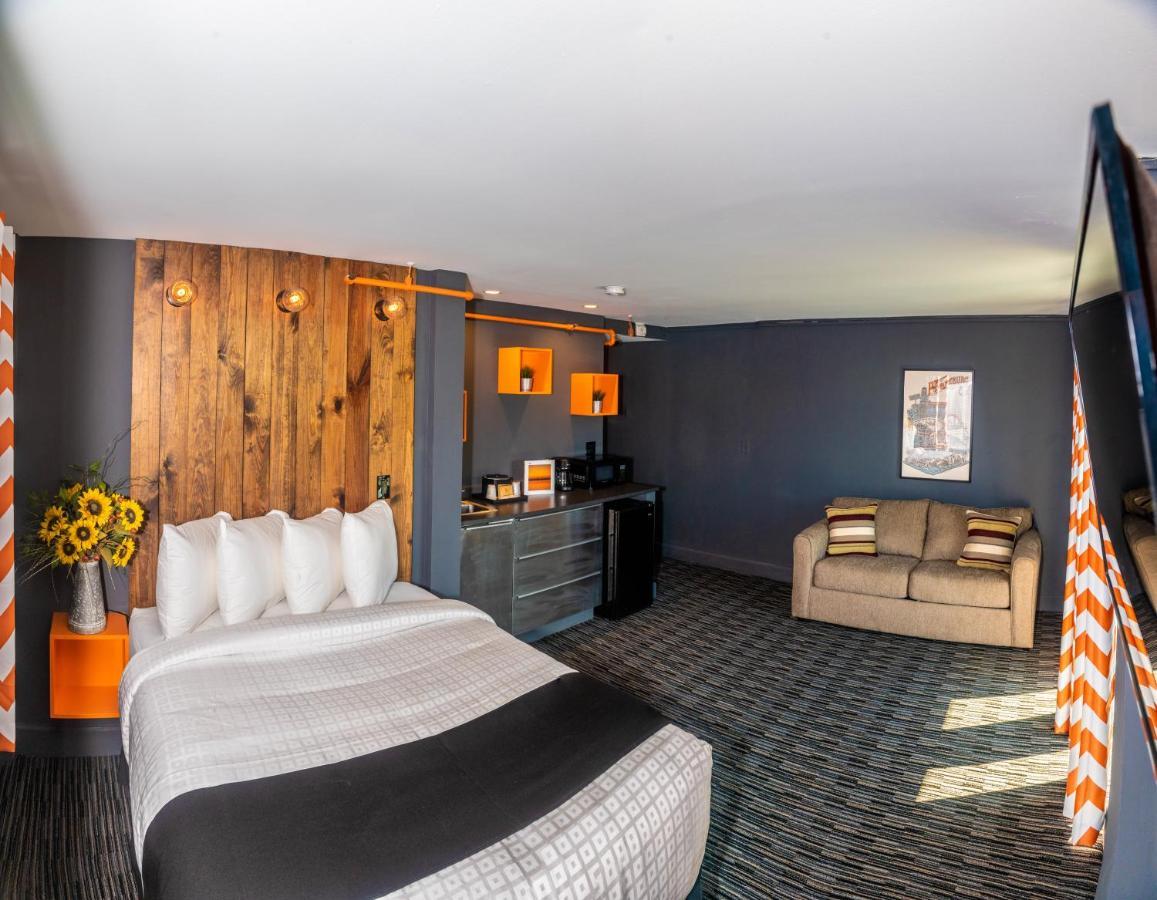 Uptown Hotel St Pete Sankt Petersburg Zewnętrze zdjęcie